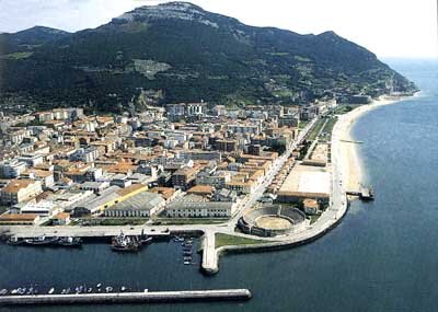 noticiero santoñes
hablaremos de todo lo que pase en santoña
fiestas, empleo, noticias....
siempre intentando ayudar.