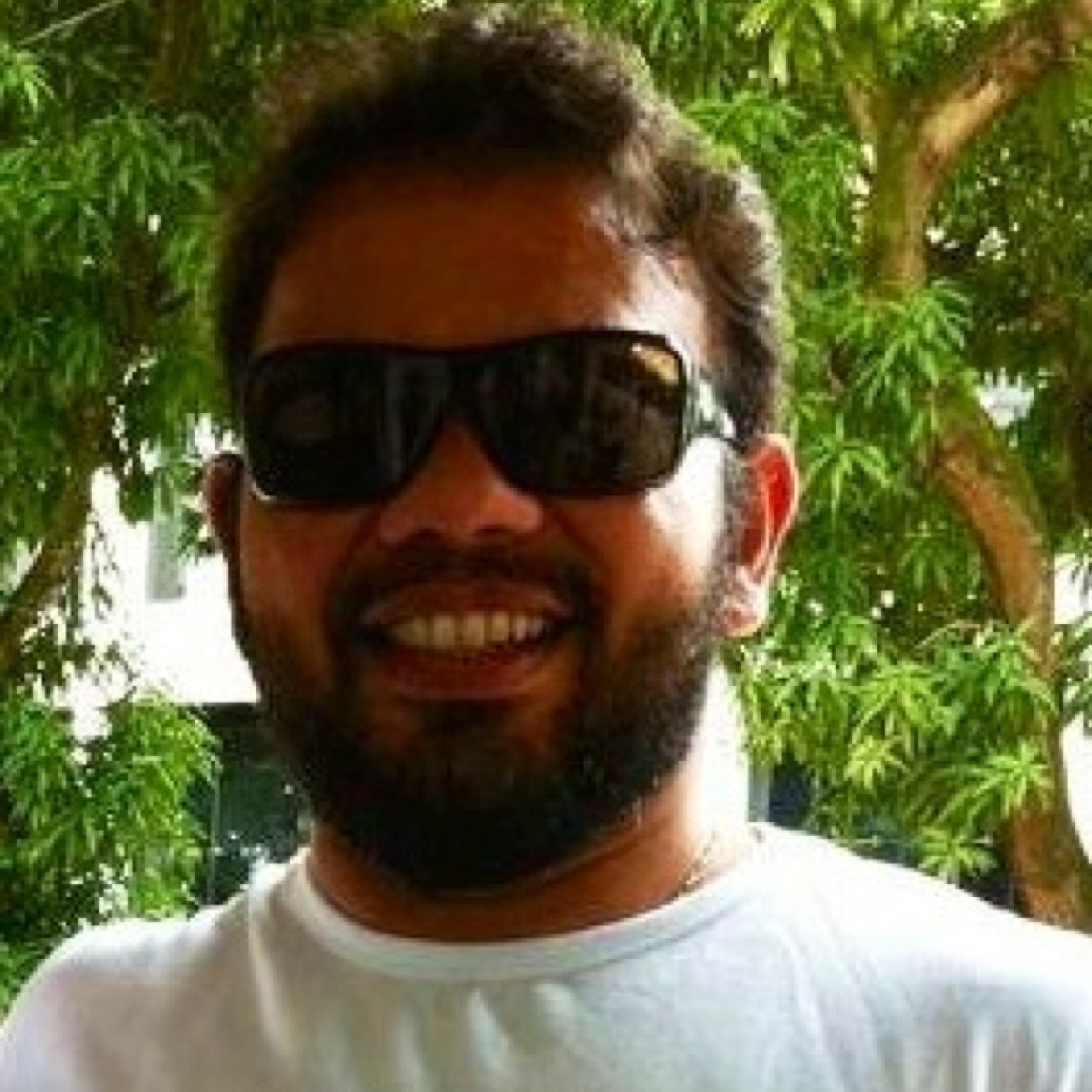 Papa xibé, apreciador da boa música, especialmente o rock n roll.
Casado e paizão.
Prof. de Edf. e Crossfit Coach. 
Feliz e de bem com a vida!