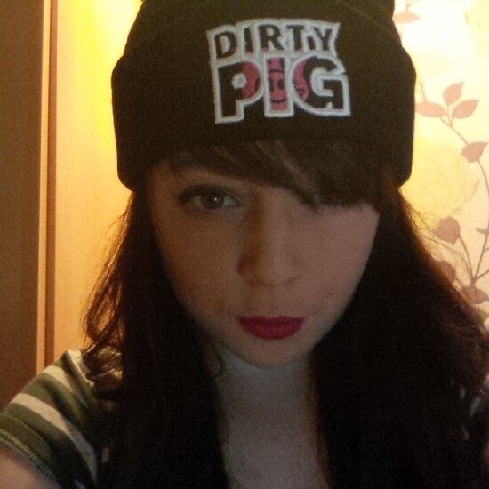 love hanging around with friends love to party. @janoskians are all the way baby x 0/5 follow. Gina follows :)