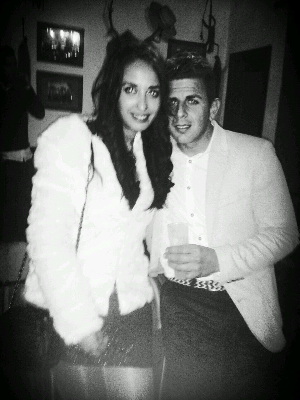 esgado's profile picture. A los que hablan a mi espalda GRACIAS señal que estoy por delante