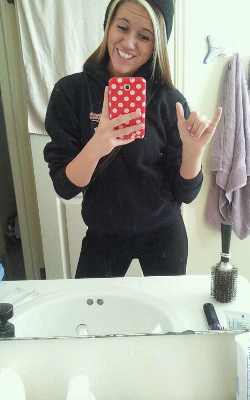 CassReese11's profile picture. 18. (: Basketball is my life... Reppin' #11.(; I am really out-going and love meeting new people! Sooo yeah, Follow me, maybe!?(;