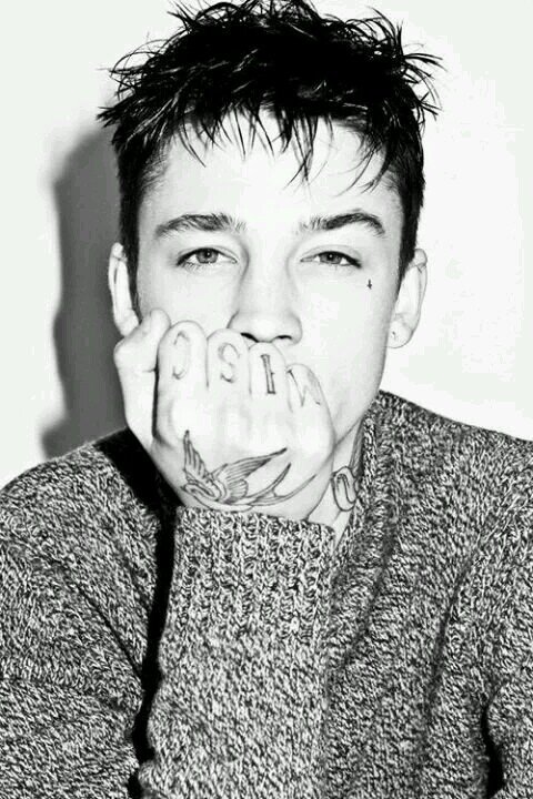 Ash Stymest || Vans is all I need ♡