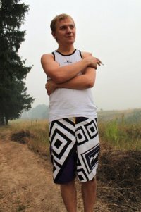 rebynicule's profile picture. Если бы не было твиттера, я бы спокойно ходил по улицам. Не спотыкался бы и не врезался в людей.