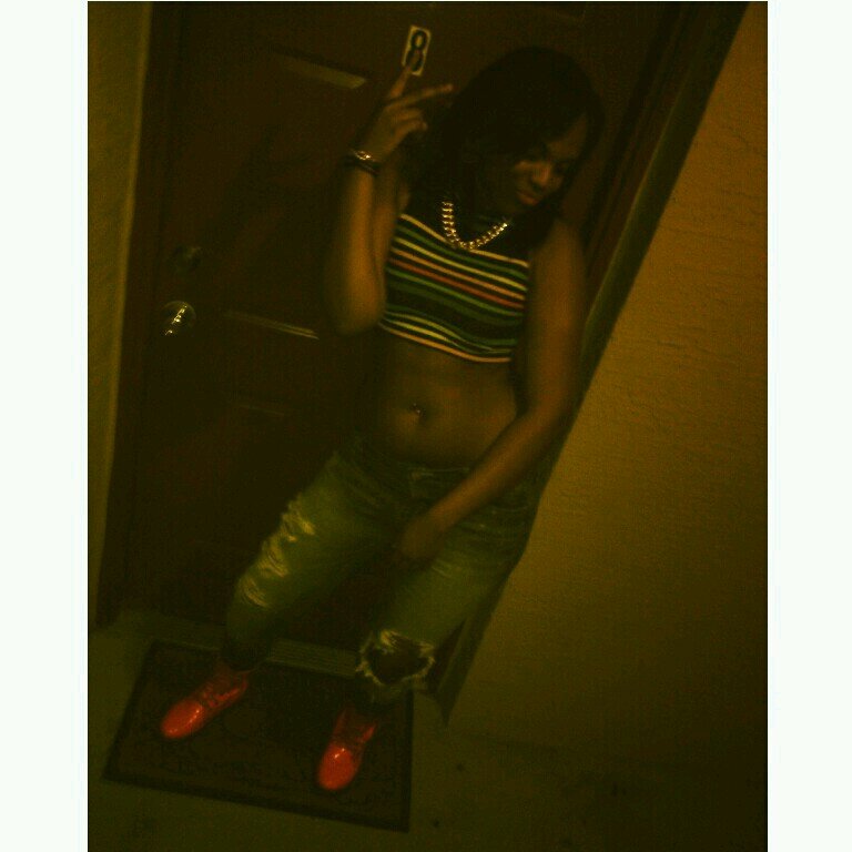 sinqle . .