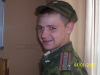 Мужчины думают, что женитьба решит их проблемы с приготовлением пищи и стиркой носков. Хаха. Хахаха. Хахахаха.