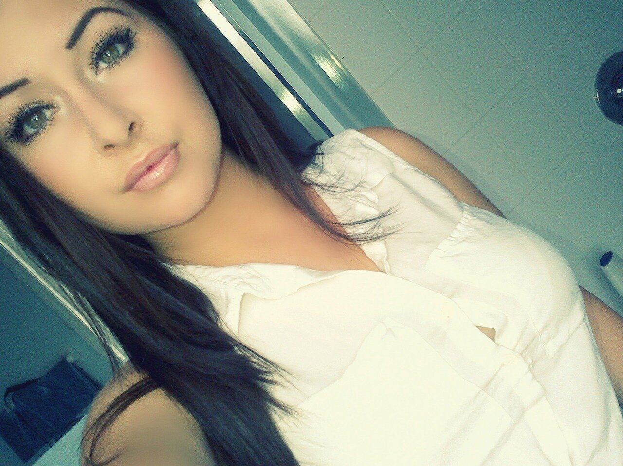 People ask me why its so hard to trust people. I ask them why is it so hard to keep a promise.