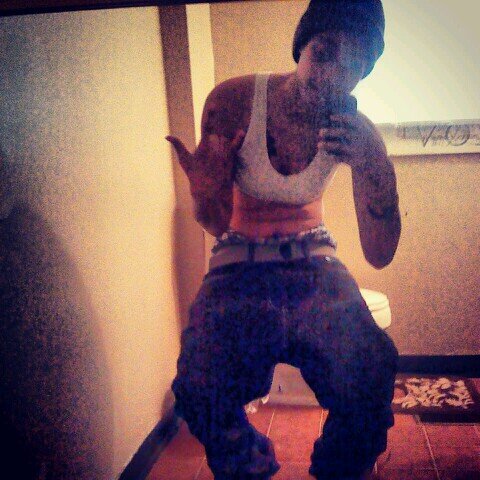 kik: studmilo   instagram:lastkingmilo