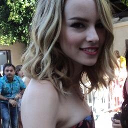 Sua Melhor fonte sobre Bridgit Mendler!