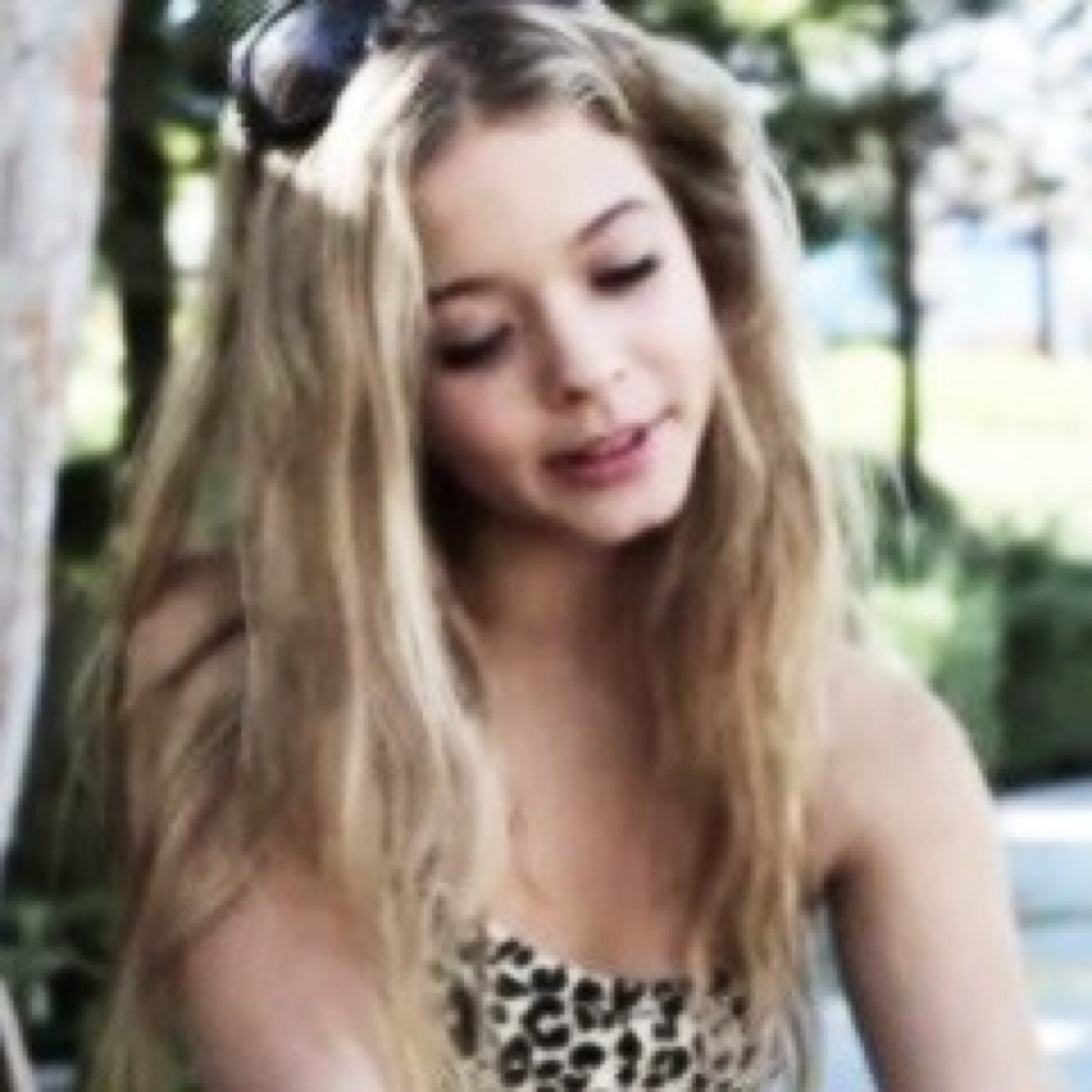 saremo la luce che attraversa il buio {sasha,sixteen} niall è mio,sia chiaro.