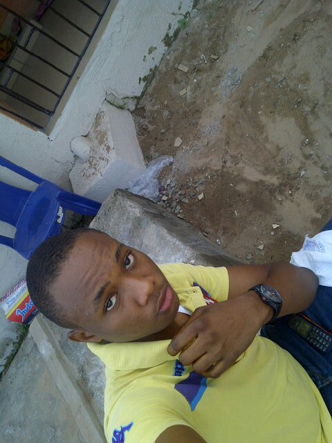 |DŔAҠƐ FRƐΛҠ|| JHENE AIKO FAN|| Ī LUV ҠIҠI|| REDWINE FREAK| SHY