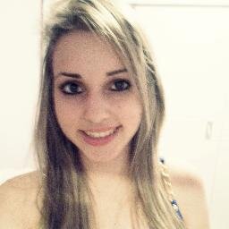 Apenas ignore o que te faz sofre e abrace o que te faz feliz...

                        segue? eu sigo de volta!