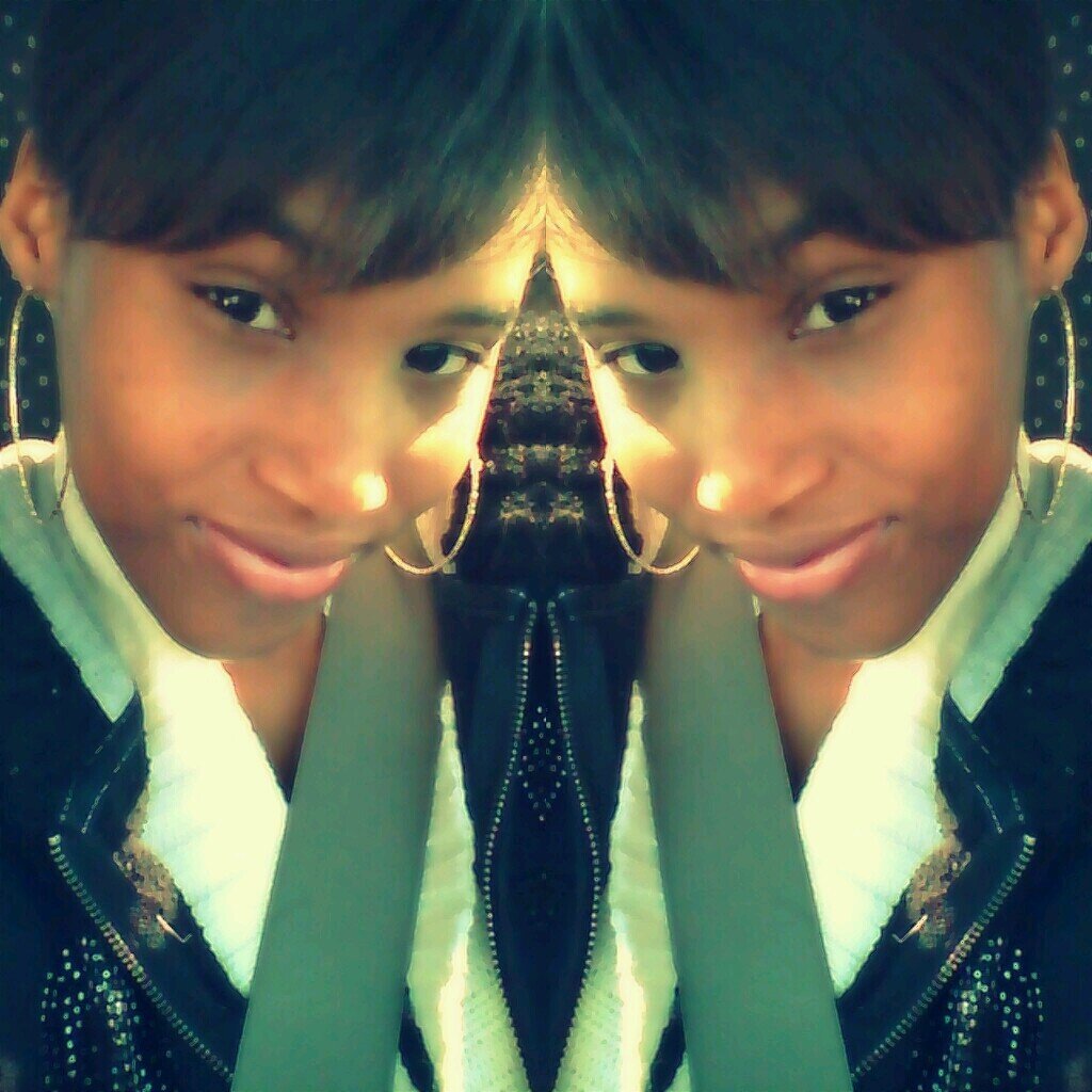Hey I am Ashley Cheyenne Felton. I am 20 years of age.. I am just A small town girl who is easy going and like to have fun :)