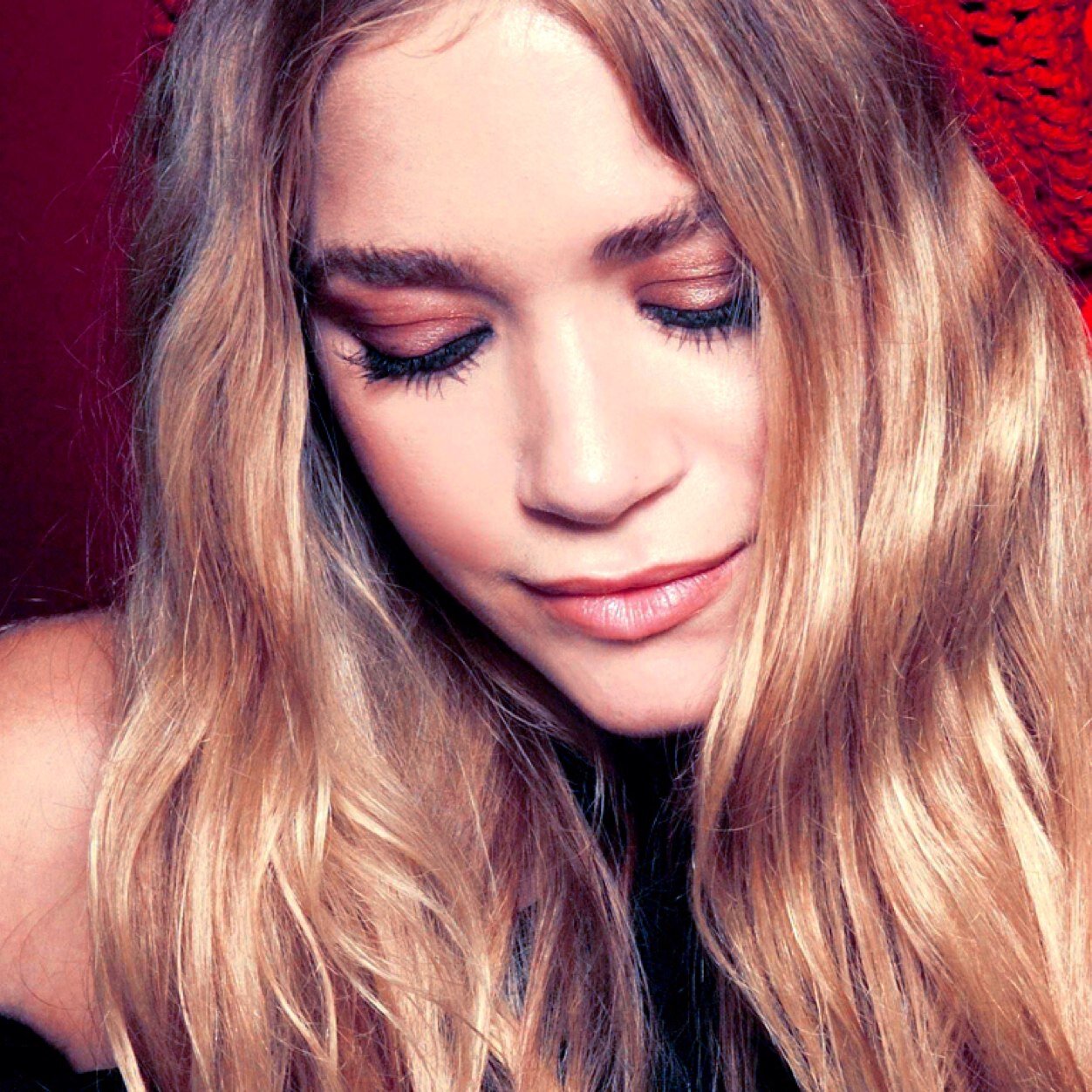 ImHannahMason's profile picture. “Tomorrow is mystery, yesterday is history. Live today, it's a gift, that's why they call it present.”