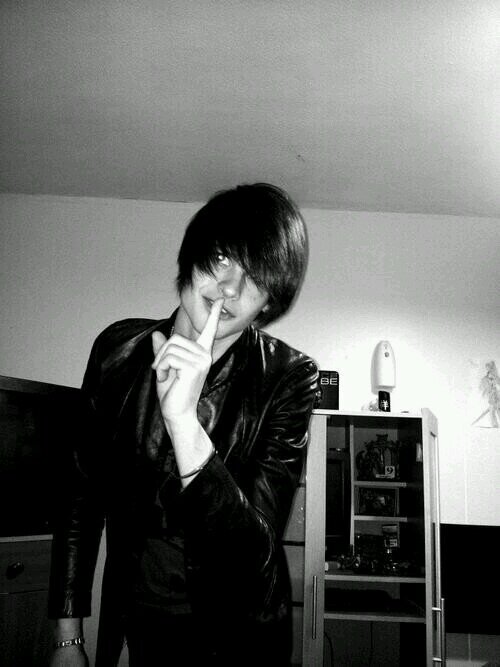 Fuckyou_imshyxx's profile picture. I'm Riley. Tbh I'll just post things I think is cool or cute or whatever, so follow me if you like them. If not, thinks for looking ! Xx