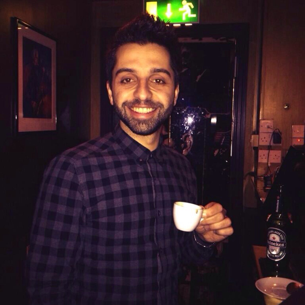 London based singer & keys player, traveller, foody & coffee lover. Currently working with Blue. Sessions w/ Eliza Doolittle, Pixie Lott, Maverick Sabre.