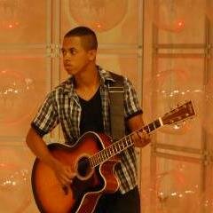 Nascido em Salvador BA. Sou #Músico de #Cristo. 2º Grau Completo do ensino Tecnico de Logística. Torcedor do #Bahia.