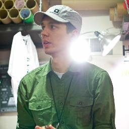 JadeFaist's profile picture. A web designer and frontend programmer, living and loving the job in Portland Oregon.