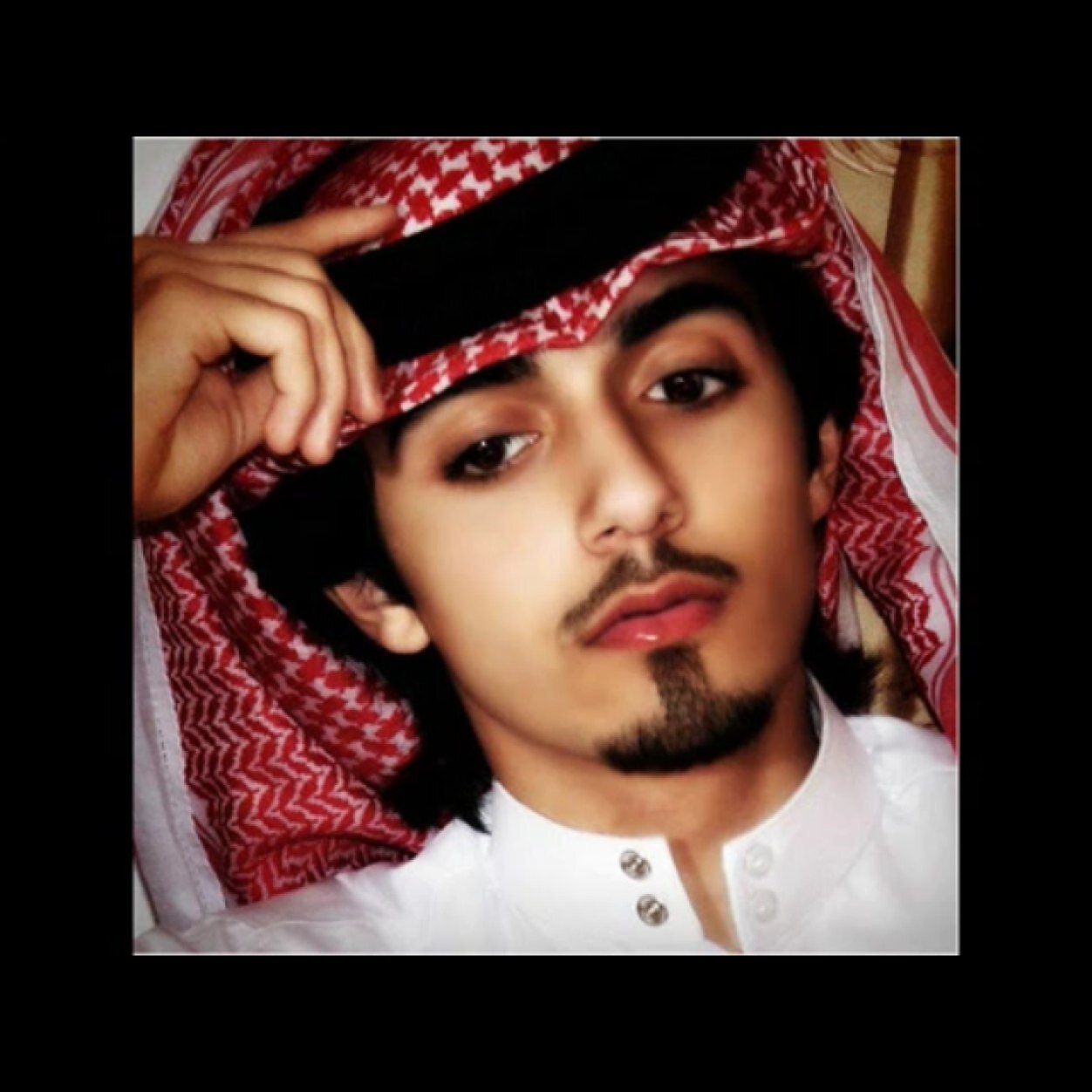بفضل الله أملك كل مايتمناه الرجال 
تجدوني بالمفضلة
حسابي البديل
@128_sss