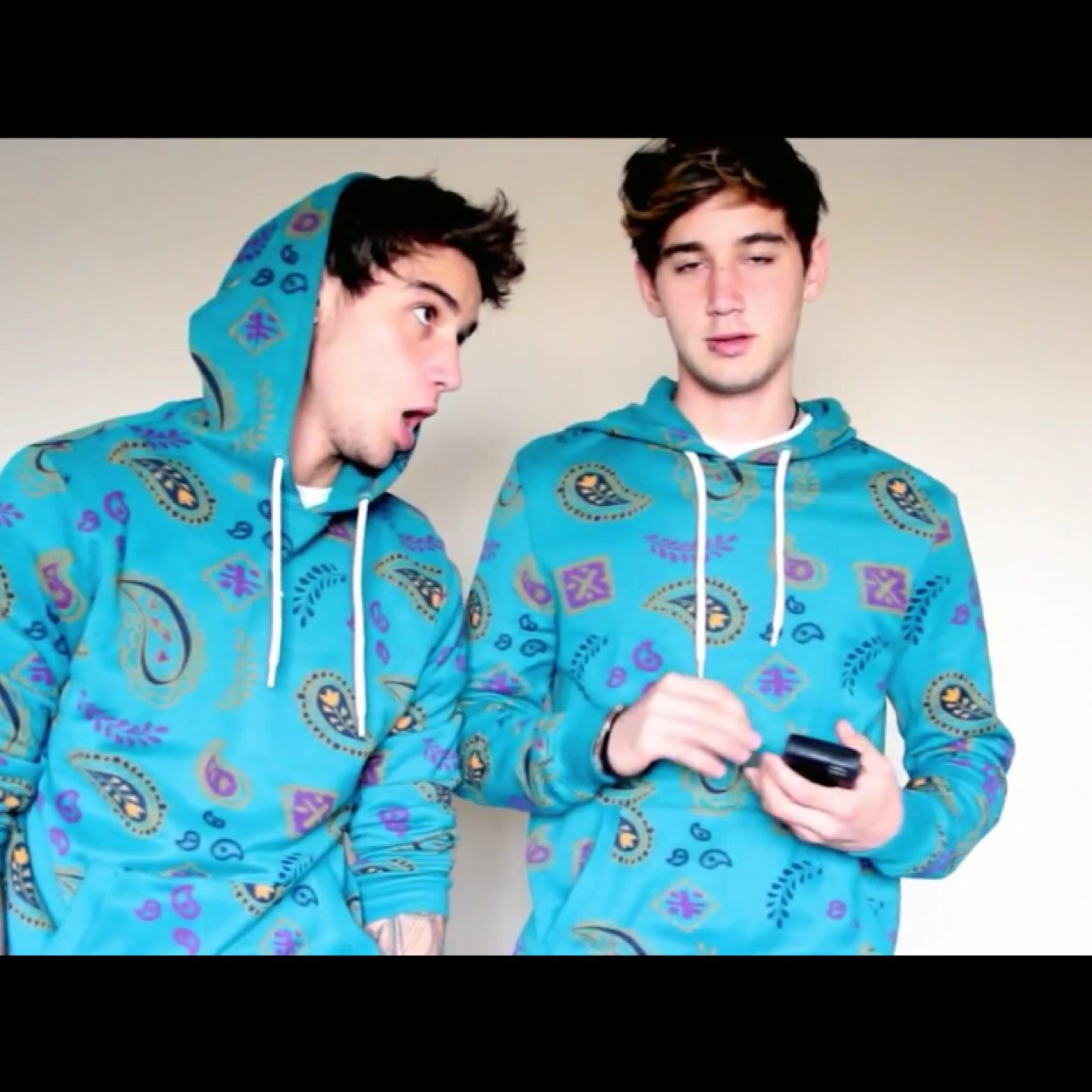 Wow look, yay you. You got a free follow (be proud), now go follow @whylukebrooks because you can and im fab