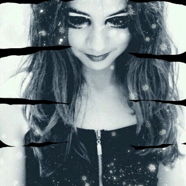 lorena201122's profile picture. 