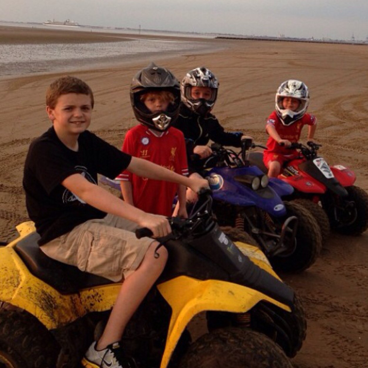 sonny_maddox's profile picture. LFC