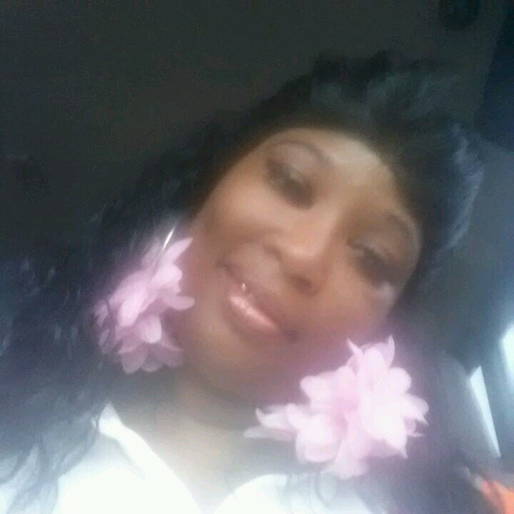 I'm Not A Hot Girl I'm Just A Hot Topic!# Head up stay strong✊, fake smilemove on✌