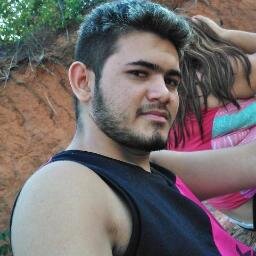 (Novato aqui no twitter)  eu Prefiro não me definir para ter a liberdade de mudar.