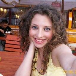 A bit egocentric, but i love smile. Just for fun here! #hot #sexy #ReFollow