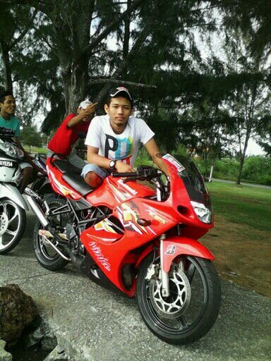 wechat ID:md_izwan93,facebook :Md izwan