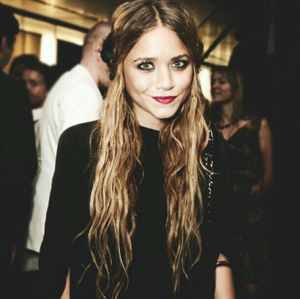 a twin. thats all you need to know.