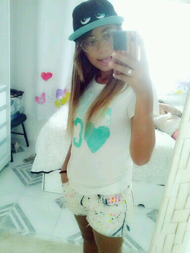 Pq quando vc me abraça o mundo gira de vagar *-*