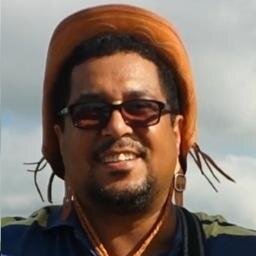 Compositor carioca
com influências nordestinas.
http://t.co/PA3J4Ubvma