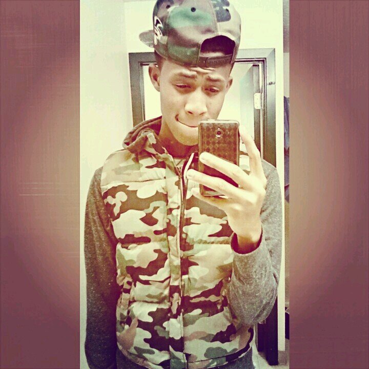 follow me i follow back✋⚽✌