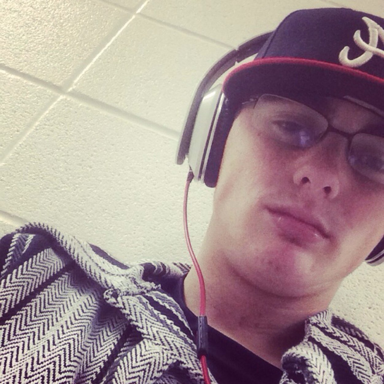 hunter5harris5's profile picture. ~Live Life To The Fullest While You Still Have It.~
.17.
.⚾️.