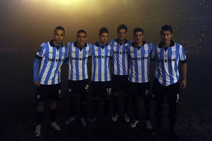 yo te quiero la acade 3 :3