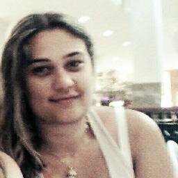 sou tímida, simpática, amo estar com grupo jovem, cantar, dançar,Turismóloga, São Paulina, amo jogar futsal.