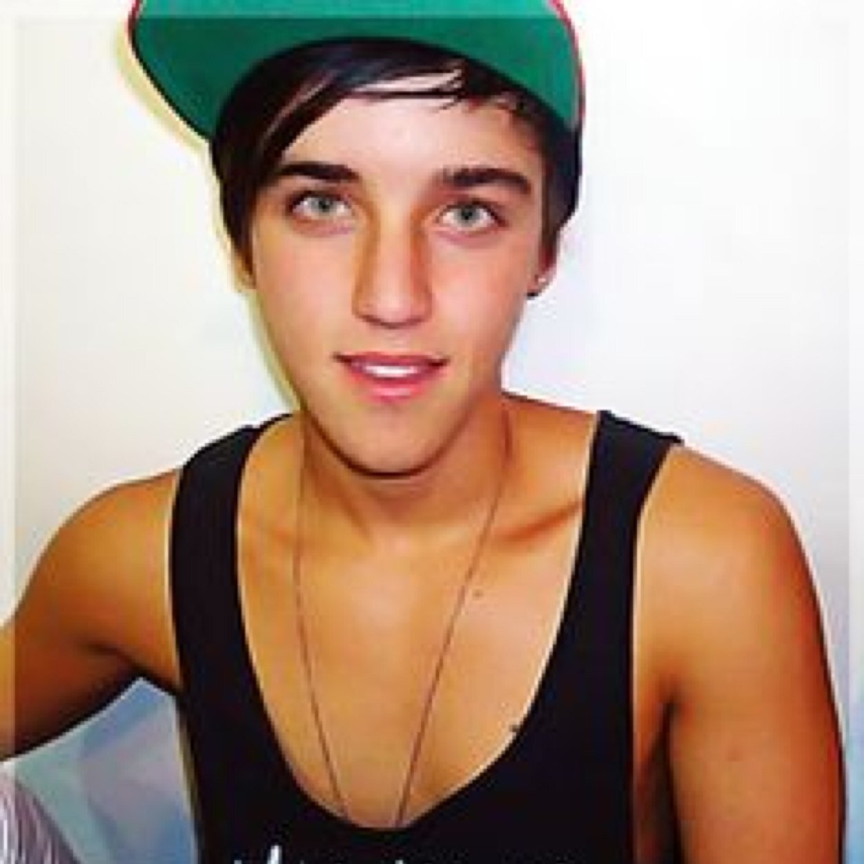BEAU BROOKS please follow me on your follow spree or just follow me! XXX