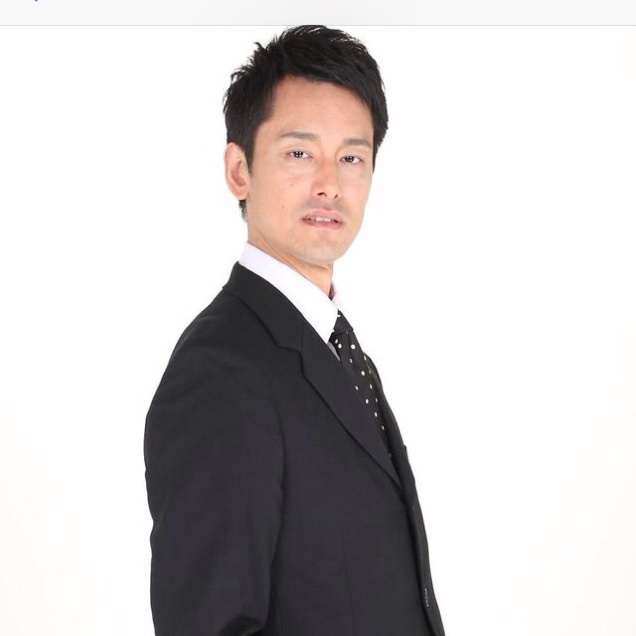 taka_sakano's profile picture. nice to meet u . I m labor law& social security attorney in jpn.m double with Japanese &Korean. I m really into trip, karate, hot springs , music.