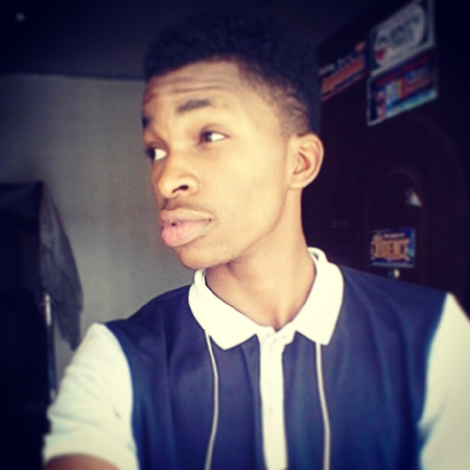 iamnezee's profile picture. am cool, calm nd coded