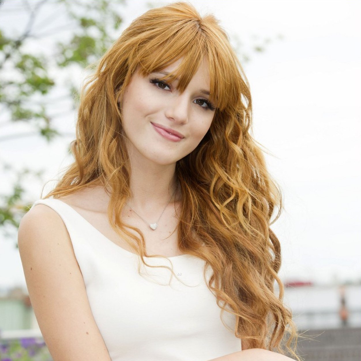 ❥ Hi, I'm CeCe Jones! Dancer, singer, sleeper, almost a pop star. Friends: @RockyTheyCallMe, @TheAustinMoonR5, @r5_lynch. #Single
