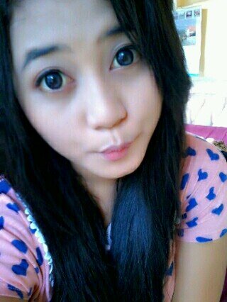 never regret something that once made you smile  ( づ￣³( ∩_∩ )