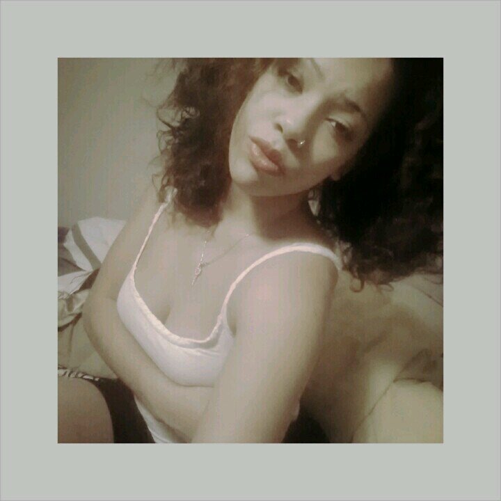 Hearts dont break in the wild!... my side of the rainbow is a place few can be:) D(M)V....my hearts taken--- my twifey @iballin0_o