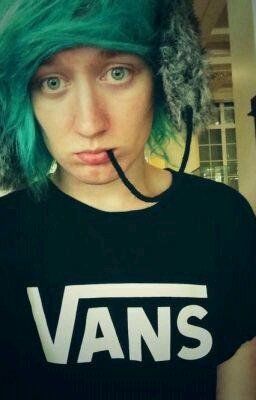 |Gay|17|Carson| R.I.P Kit you died loved buddy.. you'll be missed by many