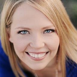 makisage's profile picture. Direct-Response Copywriter. Marketing & Strategy Consultant. 
Author. Entrepreneur. Book Lover. World Traveler. Dancer. Dreamer.