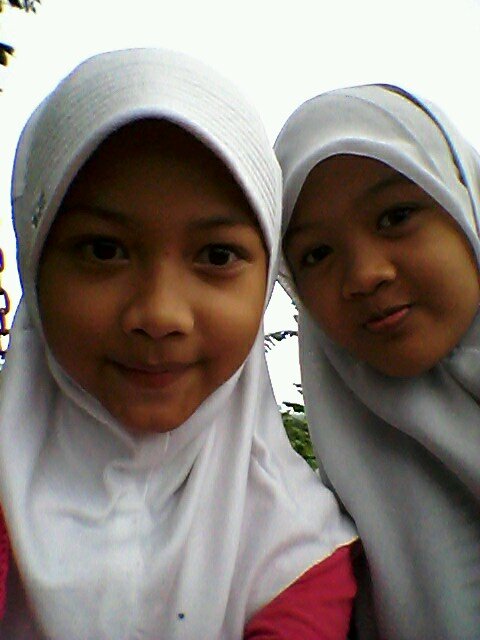 aisyahap_18's profile picture. Haiii :) I nd T: @aisyahali18_