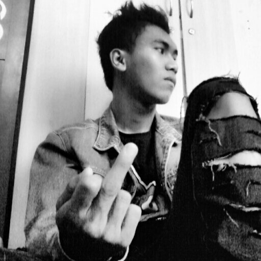 seorang pemuda yang lebih mencintai negri ini dari pada mereka yang berdasi