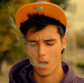 I am a boyfriend and a stoner and I am the best at both. #stonerlove