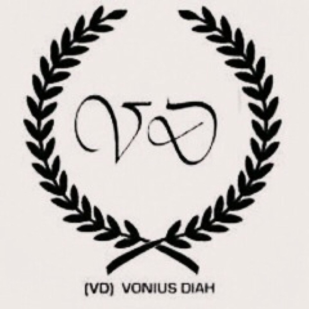 Marca de ropa VoniusDiahClothes by Houssam Lahlou. Creada en 2009. M.A.C SWAG Dope YOLO #TeamVeezy #TeamVoniusDiah