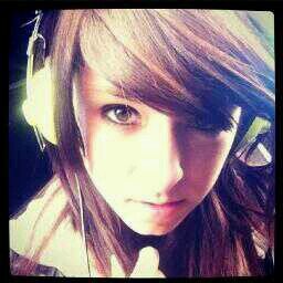 ♥Hey there it's Elen..#FutureYoutuber #Frand #Dreamer #Gamer..Ask me whatever you need to know about me
