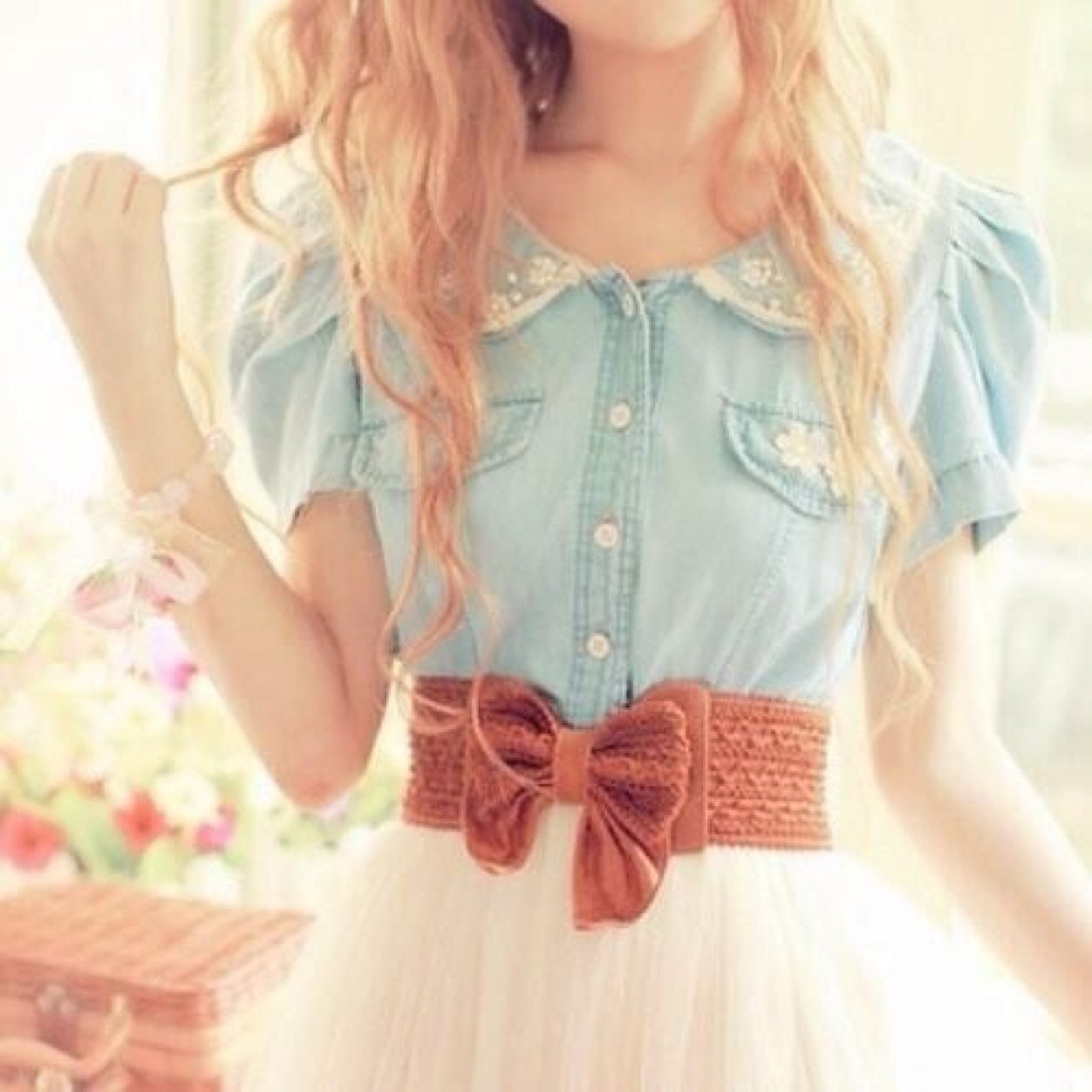 Heey, volg dit account voor de leukste modetweets in je tl xo PROMOOT=FOLLOWBACK!! Op naar 175 volgers ❤